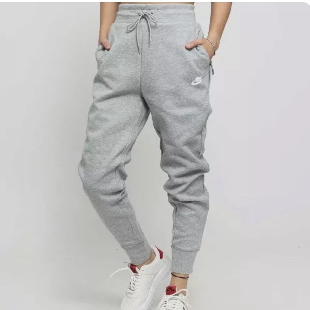 🆕Nike Tech Fleece High Waisted Jogger Pants Silk Grey Womens NSW Sportswear